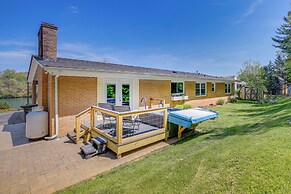 Lakefront Kingsport Home w/ Private Hot Tub!