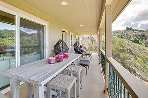 Hot Tub + Balcony: Rainbow Retreat Near Wineries!