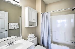 Barefoot Resort Condo w/ Pool, Tennis Court Access