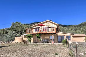 Pet-friendly Prescott Valley Home: Sauna, Mtn View