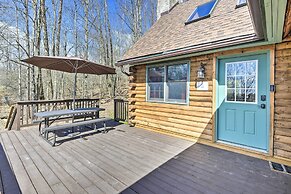 Secluded Pleasant Mount Cabin w/ Deck & Fireplace!