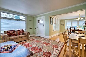 Peaceful Wine Country Getaway - Walk to Downtown!