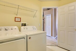 5 Mi to Disney: Lake-view Villa in Emerald Island!