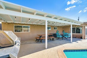 1 Mi to Town: Lake Havasu Home w/ Heated Pool