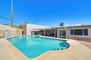 1 Mi to Town: Lake Havasu Home w/ Heated Pool