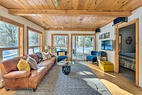 Mysty Mountain Cabin on River: Near Stevens Pass!