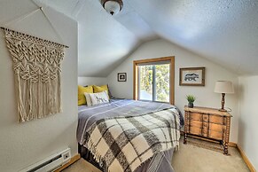 Mysty Mountain Cabin on River: Near Stevens Pass!