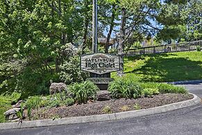 Condo w/ Pool & Grill Access ~ 4 Mi to Gatlinburg!