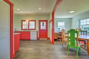 Renovated KY Farmhouse Retreat w/ Pasture Views!