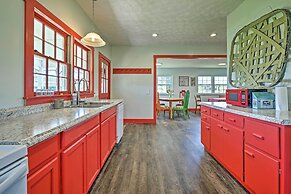 Renovated KY Farmhouse Retreat w/ Pasture Views!