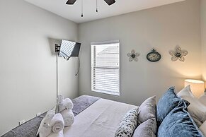 Arizona Home: 3 Mi to CO River, Snowbirds Welcome