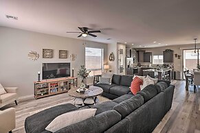 Arizona Home: 3 Mi to CO River, Snowbirds Welcome