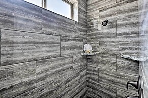 Arizona Home: 3 Mi to CO River, Snowbirds Welcome