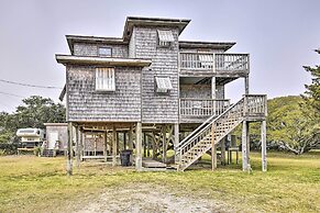 Hatteras-style Salvo Home - Walk to Shore!