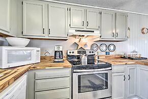 Hatteras-style Salvo Home - Walk to Shore!