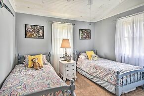 Hatteras-style Salvo Home - Walk to Shore!