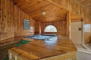 1 Mi to Skiing: Beech Mountain Condo w/ Fireplace!