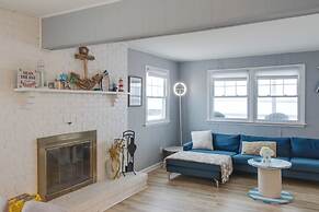 Bayfront Brigantine Escape w/ Porch & Bay Views!
