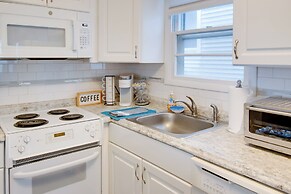 Bayfront Brigantine Escape w/ Porch & Bay Views!