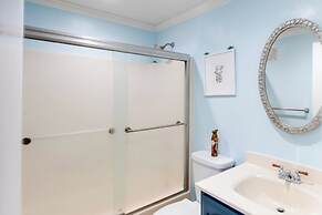 Bayfront Brigantine Escape w/ Porch & Bay Views!