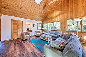Bright Southern Shores Family Home < 1 Mi to Beach