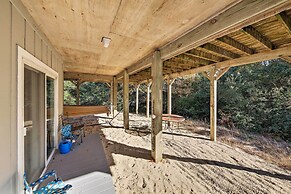 Bright Southern Shores Family Home < 1 Mi to Beach