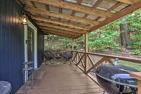 Cozy Studio Cabin on Lake O the Pines w/ Deck!