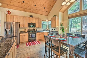 Fire Pit, Deck & Grill: Serene Prescott Cabin!