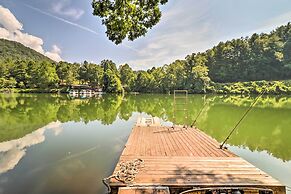 Lake Santeetlah Escape w/ Kayaks, Boat Slip & More