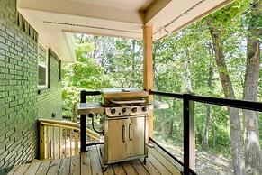 Spacious Home on Beaver Lake w/ Deck & Fire Pit!
