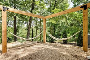 Spacious Home on Beaver Lake w/ Deck & Fire Pit!