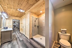 Rangeley Retreat Cabin-style Home: Lake Access