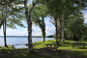 Rangeley Retreat Cabin-style Home: Lake Access