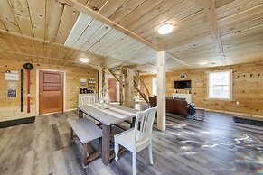 Rangeley Retreat Cabin-style Home: Lake Access