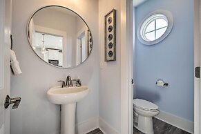 Kure Beach Townhome: Short Walk to the Beach!