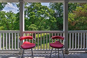 Blue Ridge Mountains Cottage w/ Pergola & Fire Pit