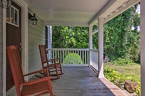 Blue Ridge Mountains Cottage w/ Pergola & Fire Pit