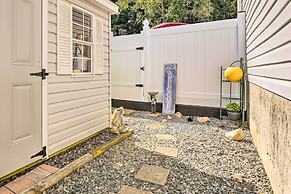 Bel Air Apartment w/ Pool ~ 2 Mi to Main St