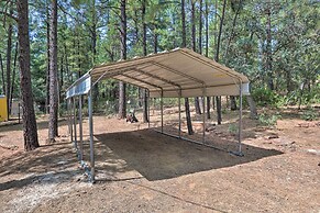Updated Strawberry Family Cabin w/ 2 Private Decks