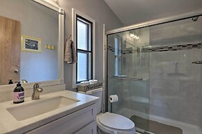 Updated Strawberry Family Cabin w/ 2 Private Decks