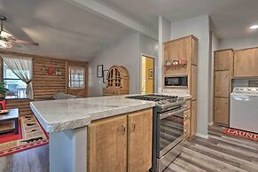 Updated Strawberry Family Cabin w/ 2 Private Decks