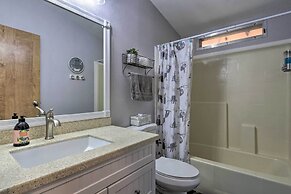 Updated Strawberry Family Cabin w/ 2 Private Decks