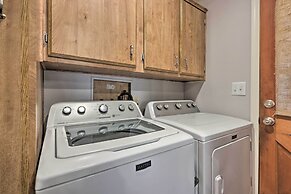 Updated Strawberry Family Cabin w/ 2 Private Decks