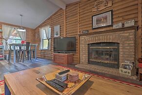 Updated Strawberry Family Cabin w/ 2 Private Decks