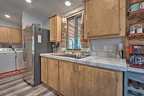 Updated Strawberry Family Cabin w/ 2 Private Decks