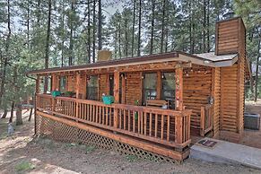 Updated Strawberry Family Cabin w/ 2 Private Decks