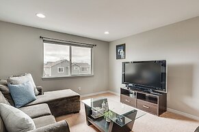 Fenced Yard & Trail Access: Dog-friendly Erie Home