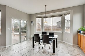 Fenced Yard & Trail Access: Dog-friendly Erie Home