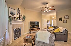 Bella Vista Home: Steps to Mountain Biking Trails!