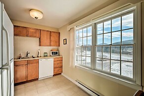 Condo w/ Loft: 2 Mi to Windham Mountain Ski!